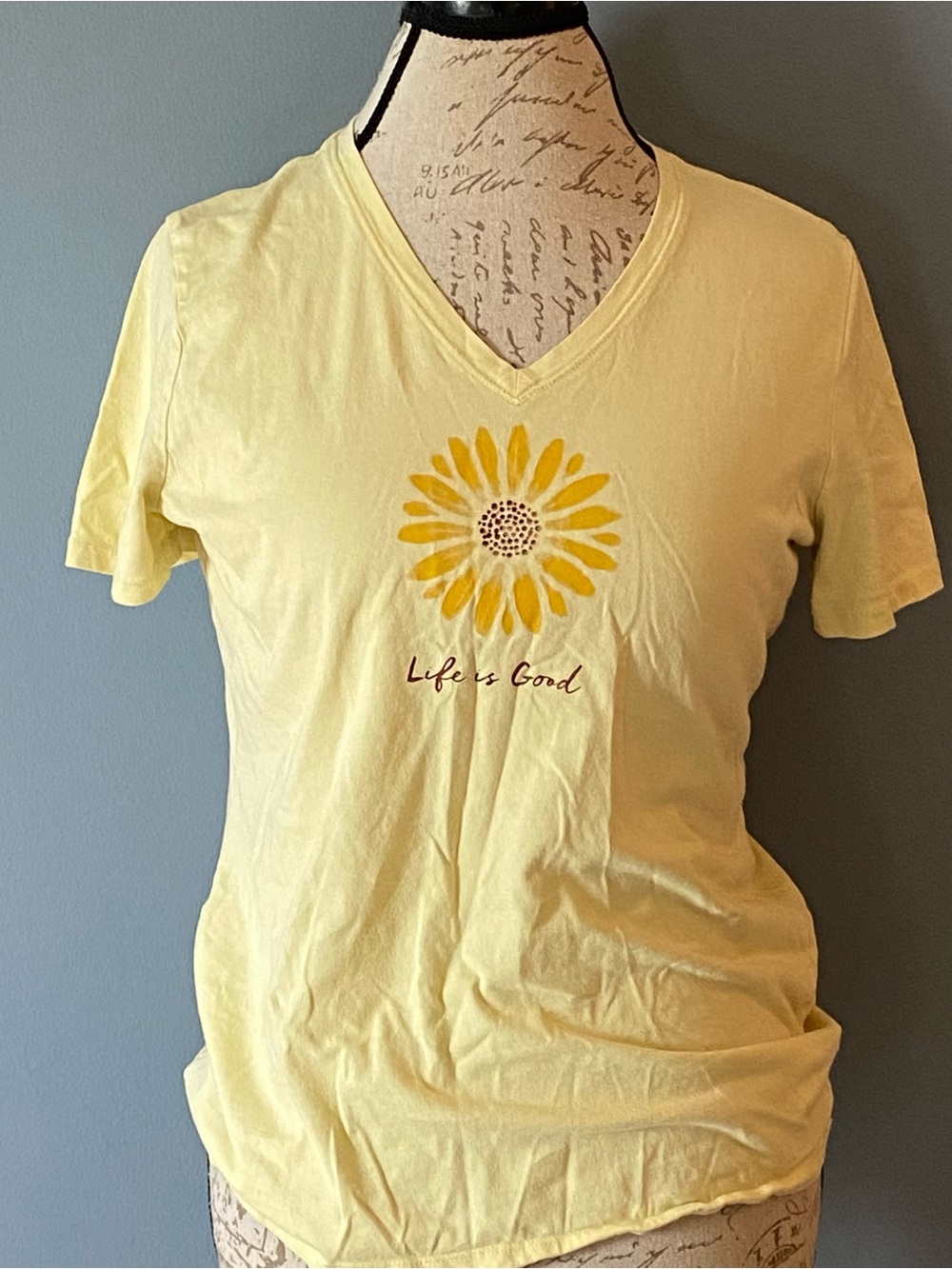 Life is Good T-Shirt Women’s M Crusher V-Neck 100% Cotton Sunflower Summer